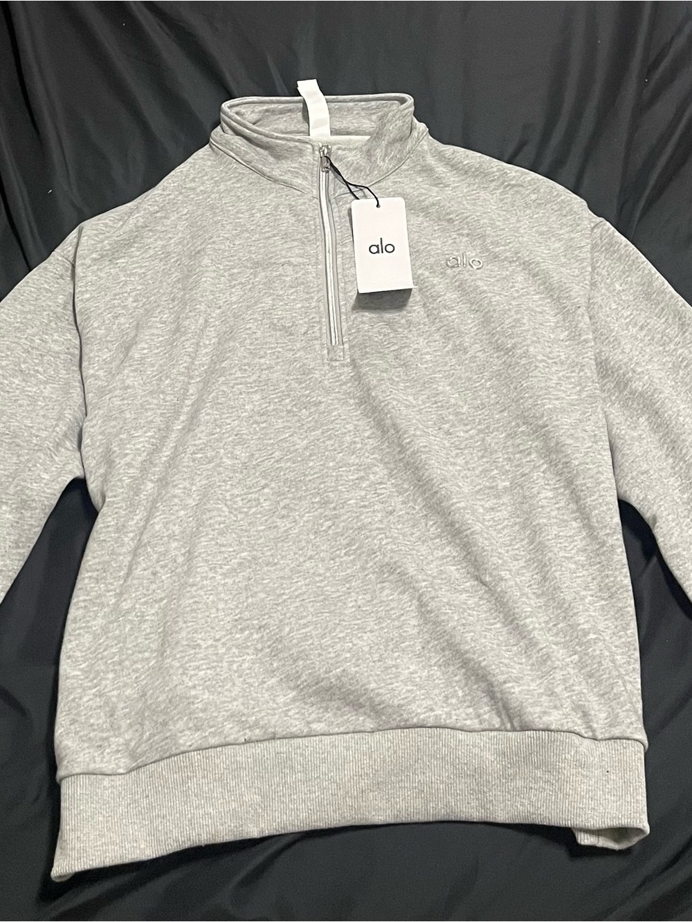 ALO Yoga Men's Light Gray Quarter-Zip Pullover